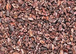 Organic cacao nibs from Peru